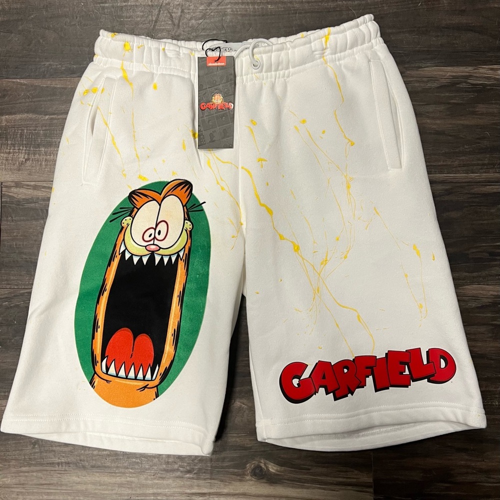 Nickelodeon White Garfield Shorts new with tags